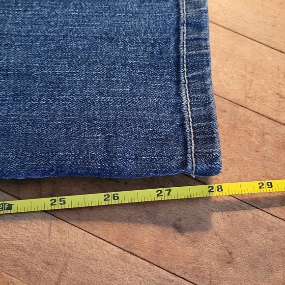 Banana Republic Girlfriend 5 Pocket Ankle Jean - Picture 10 of 11